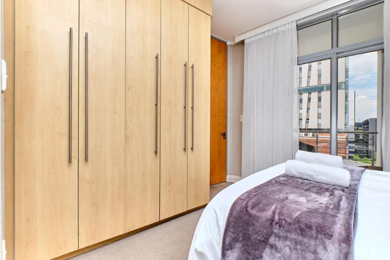 Sandton Serviced Apartments@Hydro Johannesburg Phòng bức ảnh