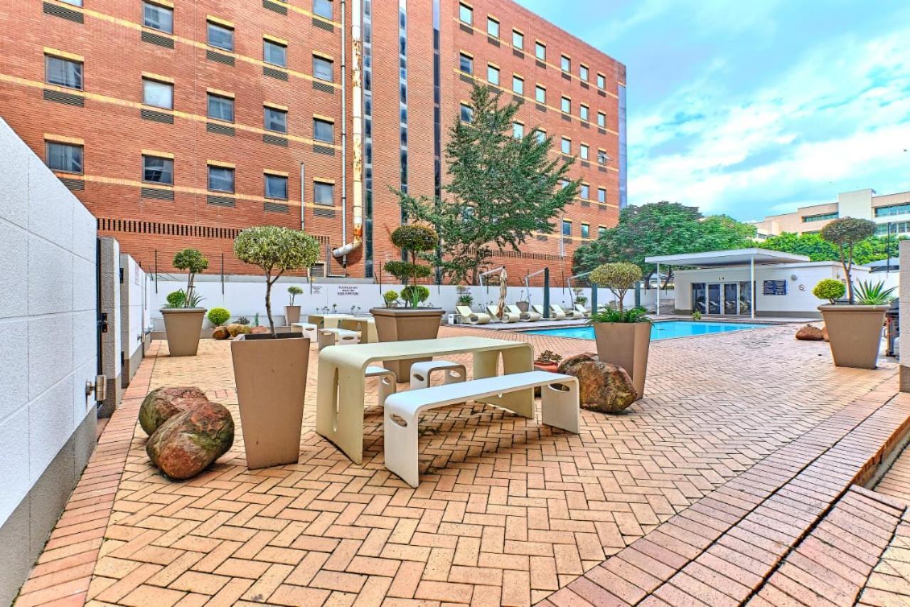 Sandton Serviced Apartments@Hydro Johannesburg Phòng bức ảnh